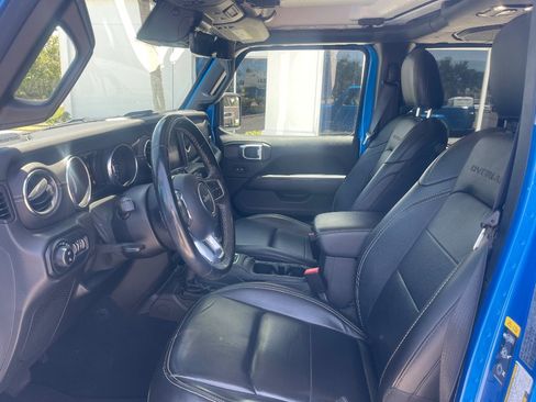 Used 2022 Jeep Gladiator Overland w/ Popular Equipment Package AWD/4WD image 25