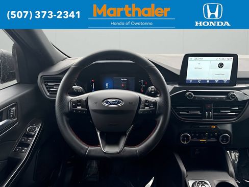 Used 2025 Ford Escape ST-Line AWD/4WD image 26
