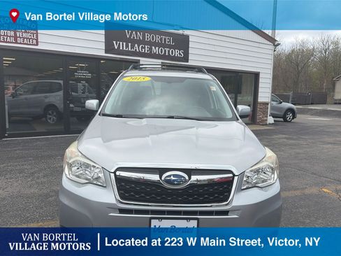 Used 2015 Subaru Forester 2.5i Premium w/ All-Weather Package AWD/4WD image 2