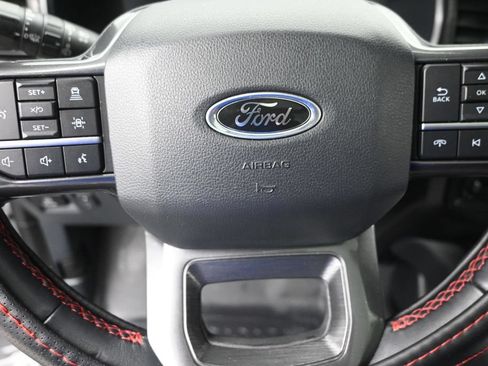 Used 2023 Ford Expedition Limited AWD/4WD image 19