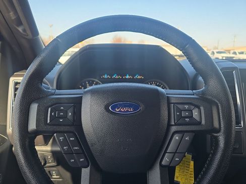 Used 2016 Ford F150 XLT w/ Equipment Group 302A Luxury image 21