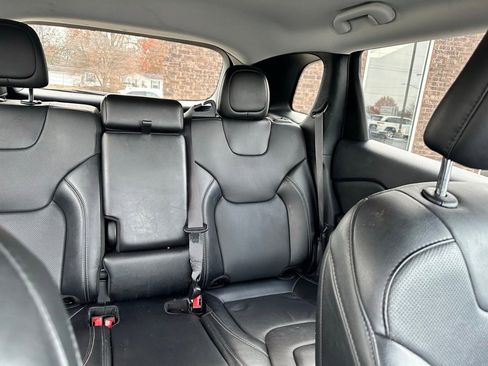 Used 2023 Jeep Cherokee Altitude Lux image 26