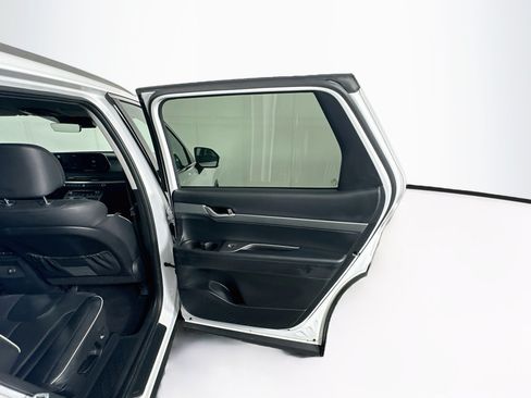 Used 2025 Hyundai Palisade SEL FWD image 32