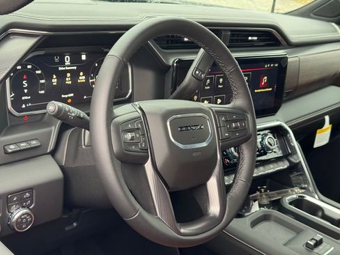 New 2026 GMC Sierra 2500 Denali Ultimate image 17