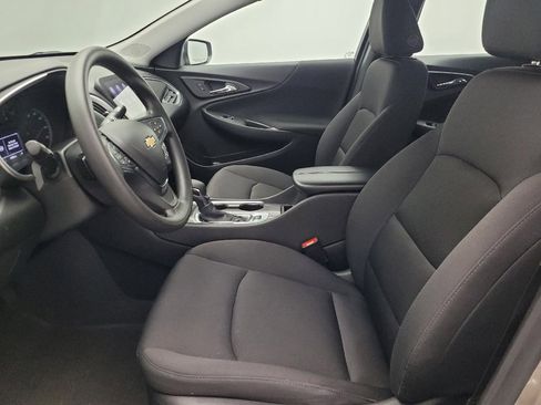 Used 2024 Chevrolet Malibu LT image 17