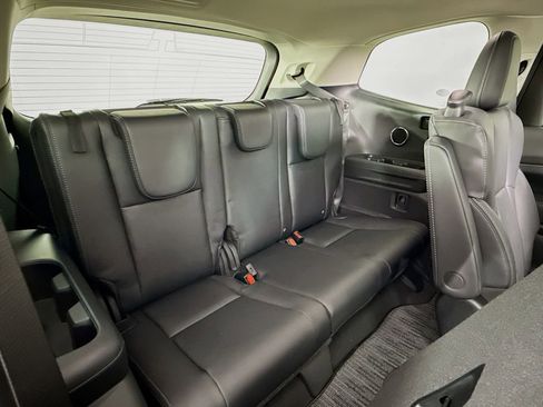 New 2026 Subaru Ascent Limited image 33