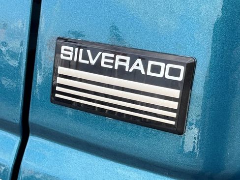 Used 1994 Chevrolet Silverado 1500 2WD Regular Cab image 8