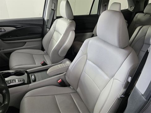 Used 2022 Honda Pilot Elite image 10