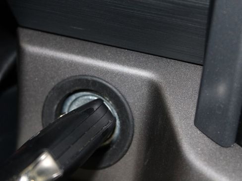 Used 2025 Ford F150 XLT w/ Equipment Group 301A Standard image 38