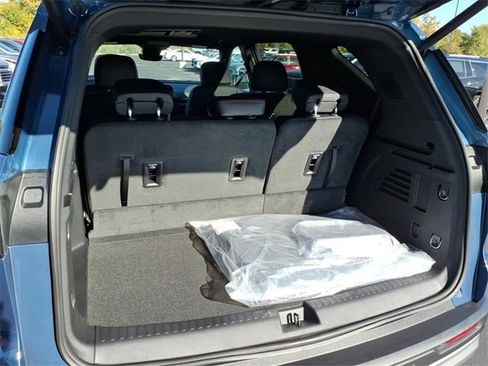 New 2026 Chevrolet Traverse Z71 w/ Enhanced Driving Package image 5