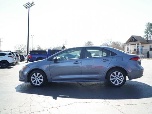 Used 2025 Toyota Corolla LE image 16