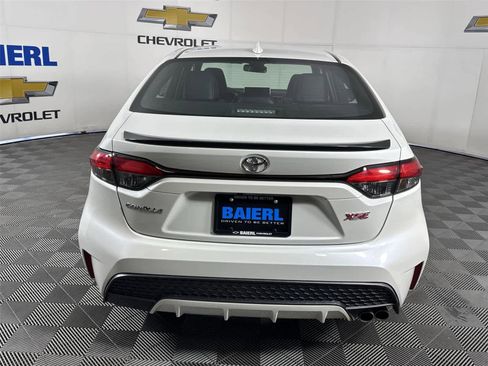 Used 2020 Toyota Corolla XSE FWD image 4