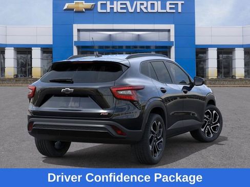 New 2026 Chevrolet Trax RS w/ Sunroof Package image 5