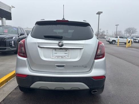 Used 2022 Buick Encore Preferred w/ Safety Package image 9