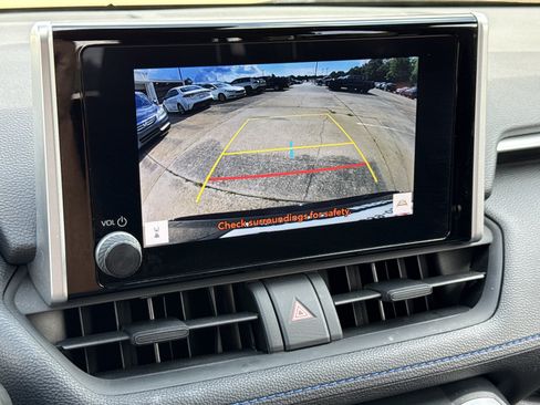 Used 2024 Toyota RAV4 SE AWD/4WD image 23
