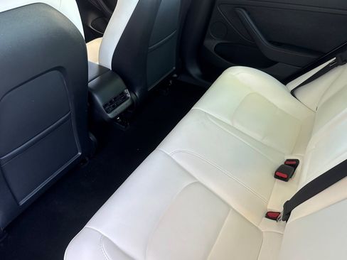 Used 2023 Tesla Model 3 Standard Range RWD image 30