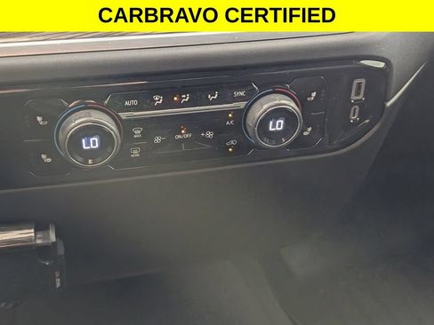 Certified 2022 Chevrolet Silverado 1500 LT AWD/4WD image 21