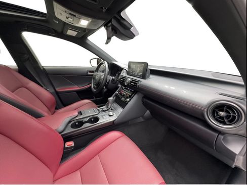Used 2023 Lexus IS 300 w/ Comfort Package RWD image 33