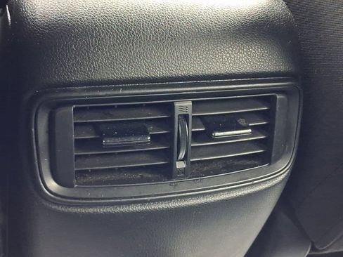 Used 2021 Honda CR-V Special Edition image 24