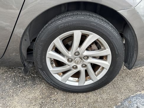 Used 2012 MAZDA MAZDA3 i Touring FWD image 9
