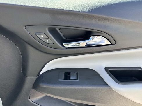 Used 2024 Chevrolet Equinox LT image 15