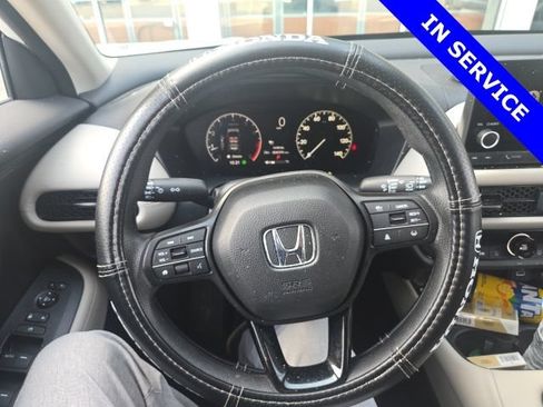 Used 2025 Honda HR-V LX image 5