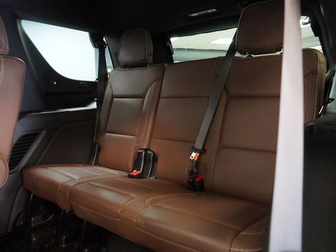 Used 2023 Chevrolet Tahoe High Country AWD/4WD image 33