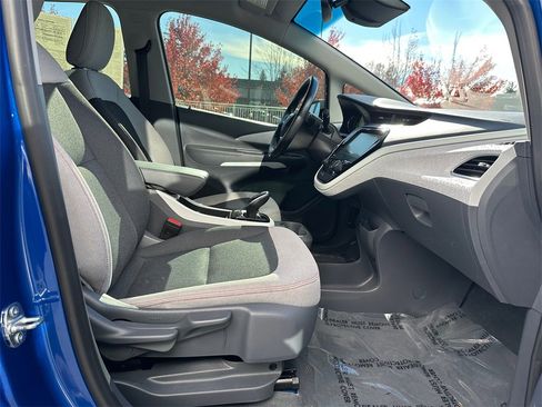 Used 2021 Chevrolet Bolt LT image 11