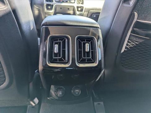 Used 2021 Kia Sorento SX image 14