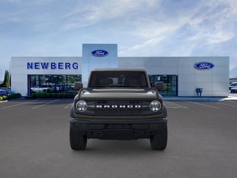 New 2025 Ford Bronco 2-Door image 2