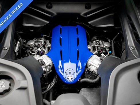 Used 2022 Maserati MC20 Coupe RWD image 35