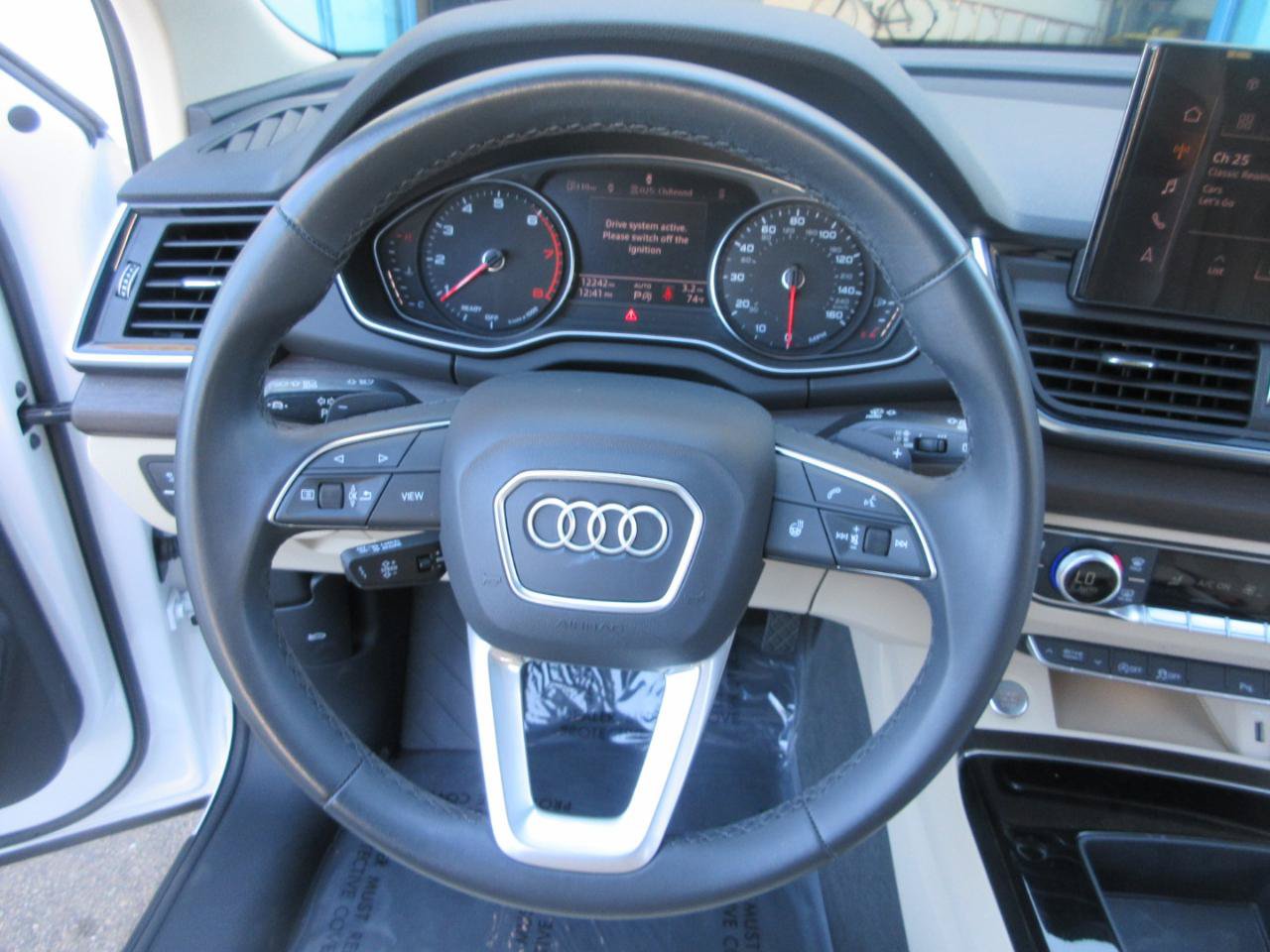 Used 2023 Audi Q5 2.0T Premium w/ Convenience Package AWD/4WD image 53