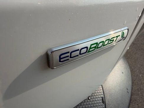 Used 2020 Ford Escape SEL FWD image 10