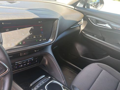 Used 2023 Buick Envision Preferred w/ Sport Touring Package AWD/4WD image 17