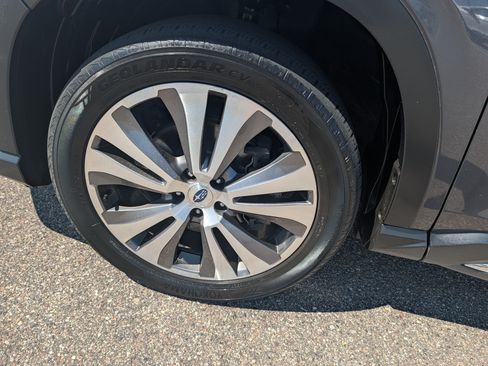 Used 2022 Subaru Ascent Limited w/ Technology Package AWD/4WD image 15