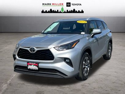 Used 2023 Toyota Highlander XLE