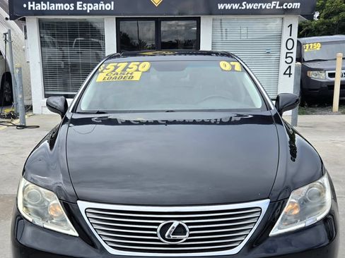Used 2007 Lexus LS 460 RWD image 3