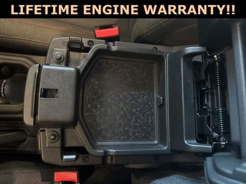 Used 2025 Jeep Wrangler Unlimited Rubicon image 22