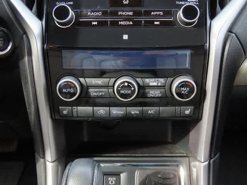 Used 2021 Subaru Ascent Premium w/ Convenience Package image 22