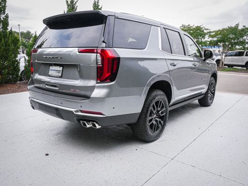 Used 2026 GMC Yukon Denali w/ Sun & Power Step Package AWD/4WD image 10