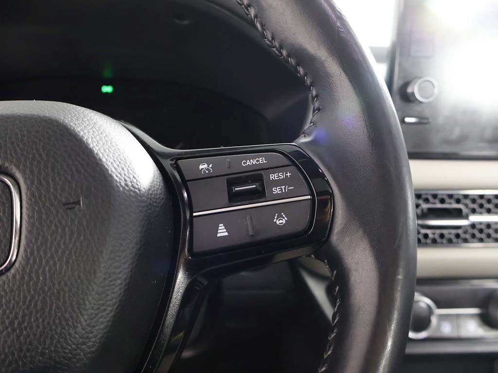 Certified 2025 Honda HR-V EX-L image 44