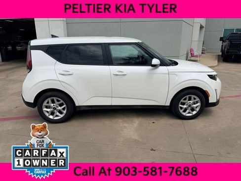 Certified 2025 Kia Soul LX FWD image 13