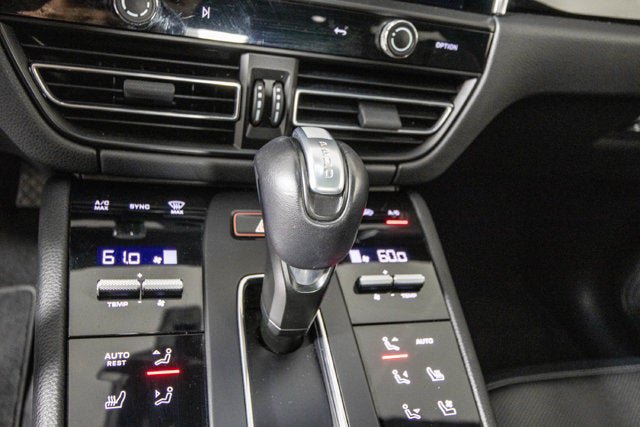 Used 2024 Porsche Macan w/ Premium Plus Package AWD/4WD image 25