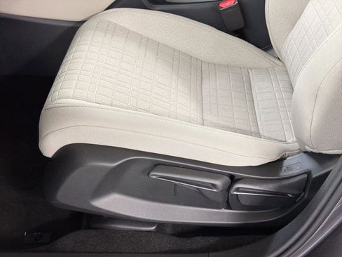 New 2027 Honda HR-V LX image 14