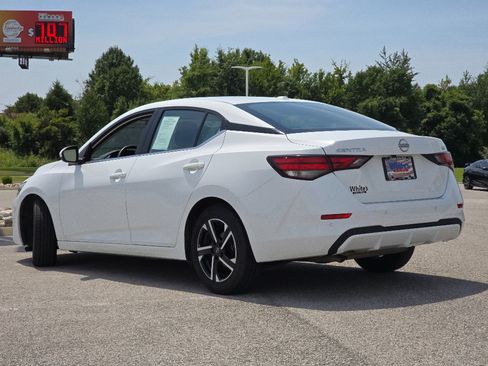 Used 2024 Nissan Sentra SV FWD image 10