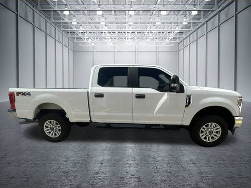 Used 2019 Ford F250 XL w/ STX Appearance Package AWD/4WD image 7
