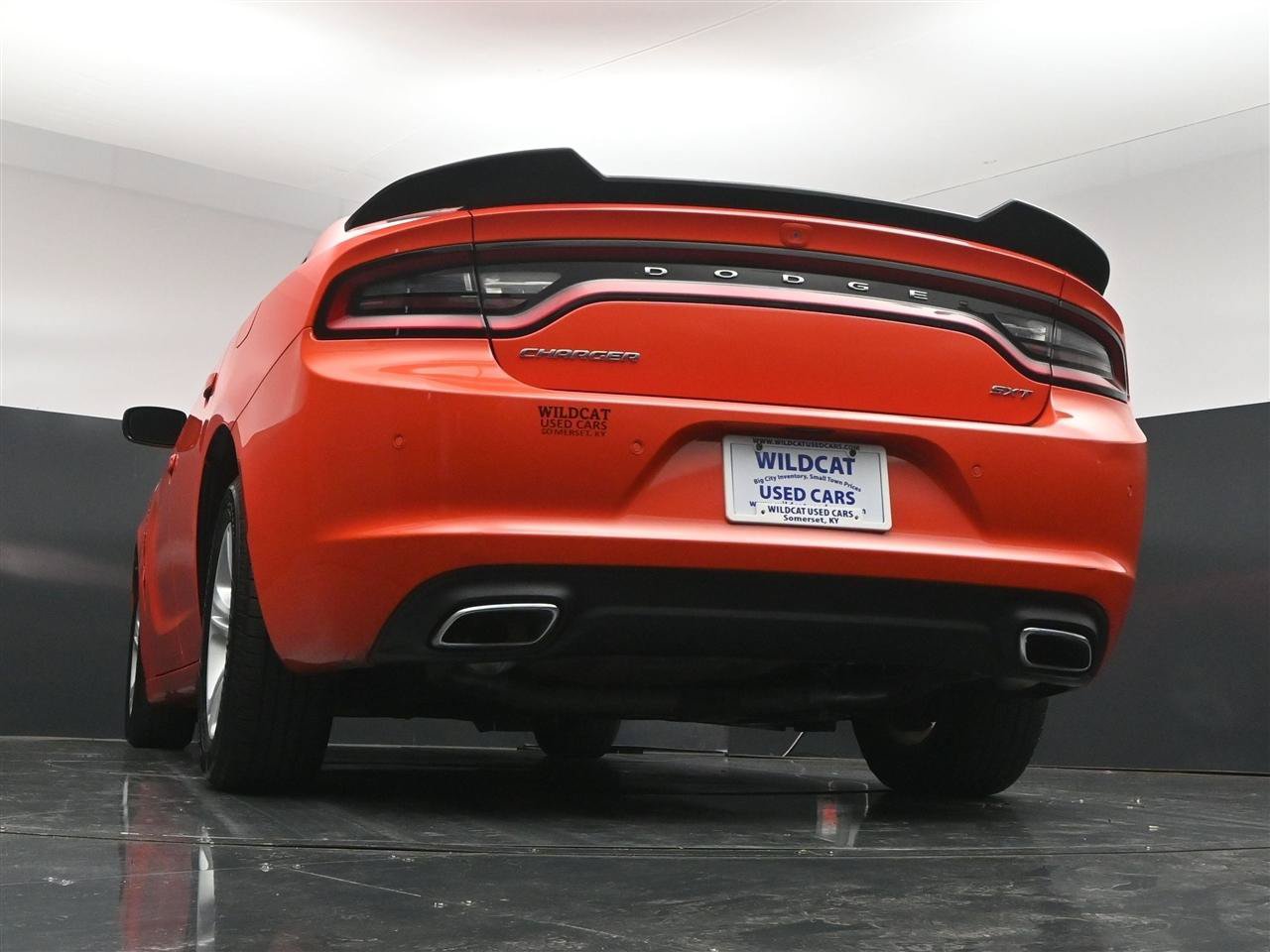 Used 2018 Dodge Charger SXT RWD image 33