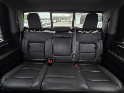 Used 2024 Chevrolet Silverado 2500 LTZ w/ LTZ Convenience Package AWD/4WD image 29