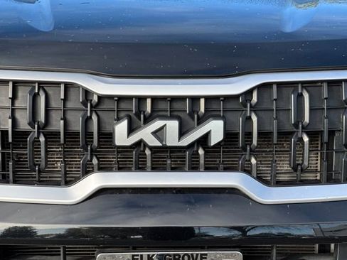 Used 2024 Kia Telluride LX image 49