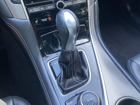 Used 2015 INFINITI Q50 w/ Moonroof Package RWD image 37
